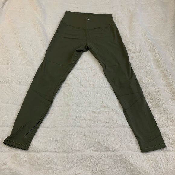 Muses Only Leggings 7/8 length NWOT - Picture 2 of 4